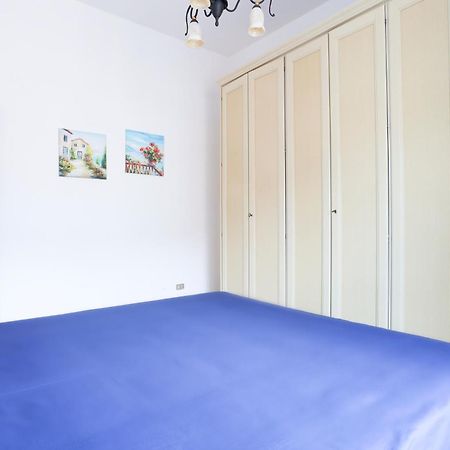 Bright Apartment Near The Sea With Parking Salerno Exterior photo