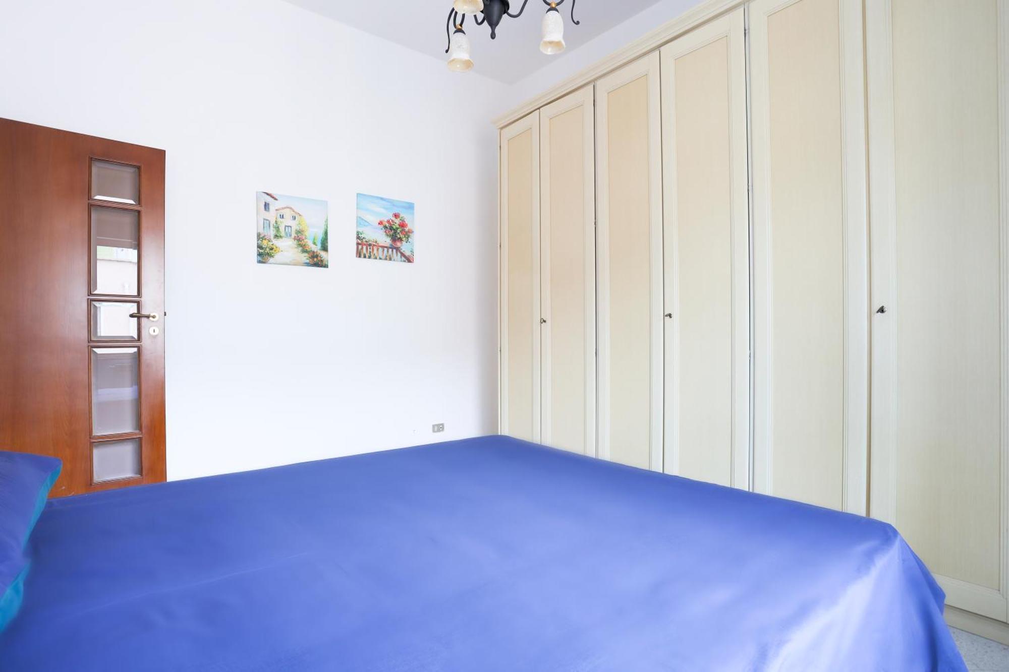 Bright Apartment Near The Sea With Parking Salerno Exterior photo